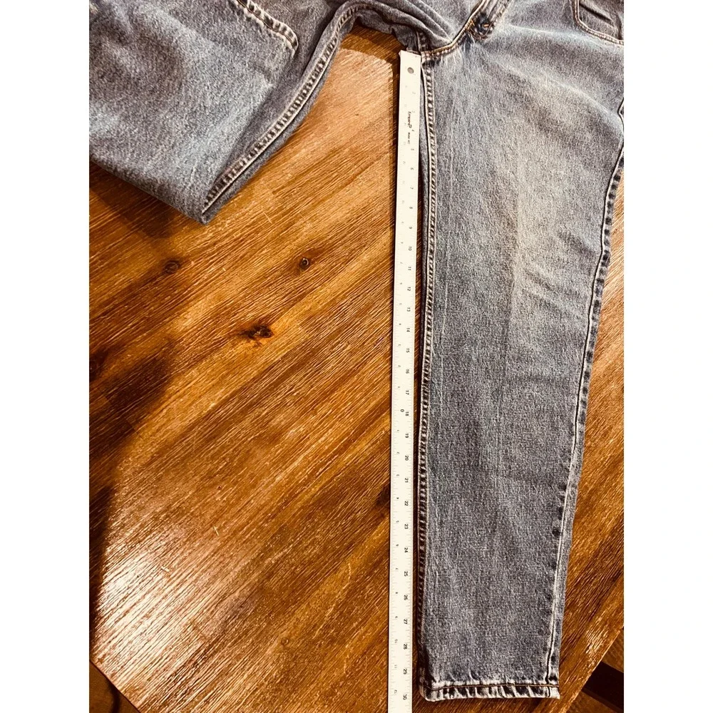 Vintage Levis 550 Relaxed Fit Tapered Leg Jeans 38x30 Acid Wash Blue Canada Made
